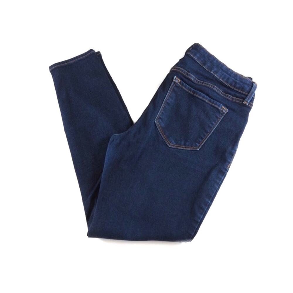 Old Navy Rock Star Mid Rise Denim 8 Short